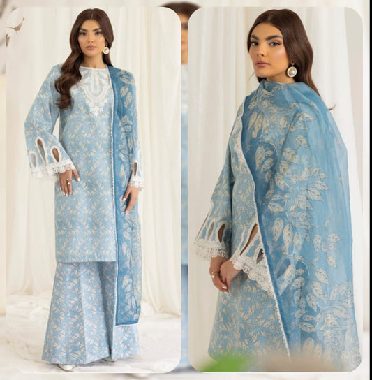 Digital Printed Lawn 3 Piece Suit With Embraided Patches